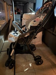 Combi 手推車