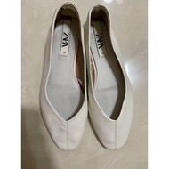 Preloved Zara Flat Shoes Size 36