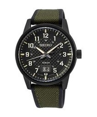 SEIKO WATCH 精工黑離子鋼殼碳纖維設計面箱型鏡面軍綠尼龍橡膠錶帶石英腕錶 型號：SUR325P1【神梭鐘錶】