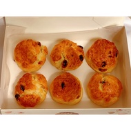 Freshly Baked English Scones