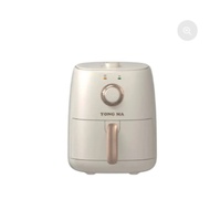 Yongma 2.4L Air Fryer YMF-101B CLERANCE