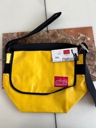 Manhattan Portage Bag  斜孭袋 全新 黃色 絕對真貨 購自日本，new York hip-hop,背囊書包波鞋返學球衣銀包運動Nike Adidas Jordan Gregory