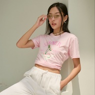Casa De Verano Rosa T-shirt (glow) - The Summer Project / เสื้อยืด ซัมเมอร์ เสื้อสีชมพู