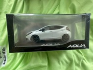 白色Toyota Aqua / Prius C 模型車 2025小改款