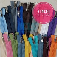 YKK Zipper 17cm (7 inches) CFC39