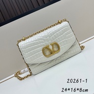 I67H Bag v Bag Cowhide Small Square Single Women New Style Pattern Large Shoulder Bag High-End Buckl