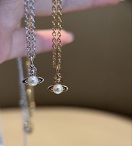 (有現貨！不用提問🙏🏻) 2026秋冬補貨 經典款 Vivienne Westwood BALBINA Pendant 合金 迷你 小土星 珍珠 項鍊 項鏈 頸鏈 頸鍊 (保証正貨及全新) 銀色/ 金