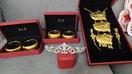 婚後物資仿金龍鳳鈪高質仿金豬牌，仿鑽石皇冠及其它飾物