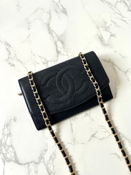 中古Chanel黑色魚子醬斜背包 單肩包 小包 中夾 皮夾 側背包