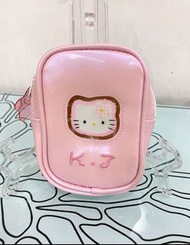 全新未使用正品 sanrio hello kitty     花朵 kitty   化妝包  錢包   煙盒  9*13 cm