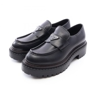【二手】Prada 樂福鞋，三角形標誌，皮革樂福鞋，男士，未使用。