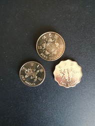 1997年香港回歸特別版硬幣(吉祥圖案)。1/2/5元三個