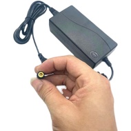 Samsung Display Power Adapter 14V3A2.14 A1.79 A1.43 A19V2.53 A3.16A Charger