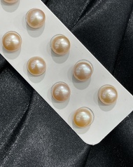 Natural Edison pearl loose pieces.