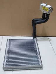 FORD FIESTA MK7 2012 - 2017 EVAPORATOR / COOLING COIL C/W VALVE
