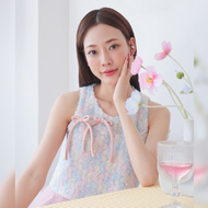 LUCA STUDIO_Lingling crop top - เสื้อครอปผ้าลูกไม้สามมิติ Multi colors ตกแต่งโบว์กำมะหยี่สไตล์จีน