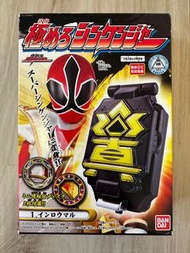 日版 侍戰隊 盒玩 1盒 紅戰士徽章 全新 侍戦隊シンケンジャー