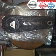 Nissan grand livina livina latio lower rear mounting engine