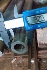 ท่อเหล็ก OD 32mm. ID 25mm. แกนเพลา ท่อแรงดันสูง id25 mm od 32 mm หนา 4.5 มม ใน 25 มม. โตนอก 32 มม.st