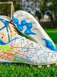 Zapatos de fútbol de hombre de bajo corte con largas puntas, con parte superior de PU, suela TPU e interior de tela, adecuado para deportes al aire libre o entrenamiento en hierba.