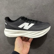New Balance FuelCell RC Elite v2 黑色跑鞋（35-46碼）