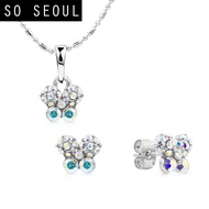 SO SEOUL Gabriella Aurore Boreale Butterfly Necklace Stud Earrings and Necklace Set