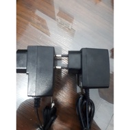 9v 0.6A adapter