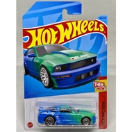 Hot Wheels '07 Ford Mustang Falken