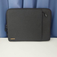 Notebook Bag Tablet Can Hold ipad 12.9 tomtoc Brand Second Hand Good Condition