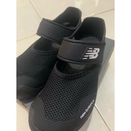 NEW NB ORIGINAL children's shoes sze 31