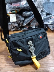 กระเป๋าสะพายข้าง กระเป๋าTOUGH warrior กระเป๋าสำหรับผู้หญิง ผู้ชาย มี 3 ขนาด