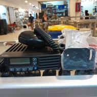 RADIO RIG ICOM F6123D FREKUENSI 350  MHZ  LENGKAP ASESORIS