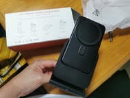 3合1無線充電器 3 in 1 wireless charger  for Apple iPhone, Apple watch and Air pods