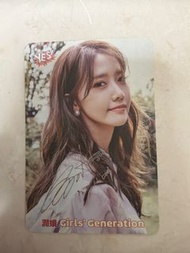 少女時代 Yoona 親筆簽名卡