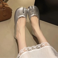 Women Flats Tabi Ninja Shoes Woman Microfiber Leather Comfy Flats Split Toe Slippers Soft Bottom Loa