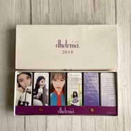 IU 2019 恩騎年曆