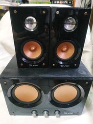 T.C.STAR三件式木質音箱2.1聲道10W喇叭TCS3220 重低音單側輸入故障450臥 左右喇叭290浴