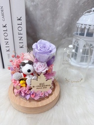 snoopy 史努比 紫玫瑰 粉紅玫瑰 永生花 燈 玫瑰 保鮮花 花束 公仔花 玻璃罩 玻璃瓶繡球花 花 生日禮物 畢業禮物 結婚禮物 情人節禮物 情侶禮物 母親節禮物  畢業禮物 浸禮禮物 畢業花 