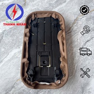 Yên Sau Màu Nâu Moka Maoly Yadea I8 Nút Gài Xe Đạp Điện