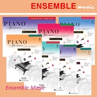 Piano Adventures Christmas Primer Level, Level 1, 2A, 2B, 3A, 3B