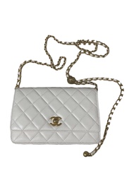 Chanel白色金球WOC white wallet on chain