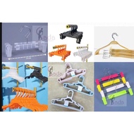 Combo of 100 and 50 children's coat hangers and pants clips from 25cm to 30cm long in all colors - s