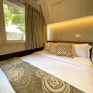 ST Signature Bugis Beach, DAYUSE, 5 hours: 4PM-9PM