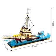 Diorama เรือโจรสลัดชุดโมเดลบล็อกตัวต่อฉลามขาวตกปลาในเมืองของเล่นเด็กแบบสร้างสรรค์