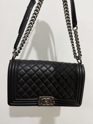 Chanel boy 25cm