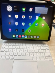 Ipad pro 11 2021 128GB + Smart Keyboard + apple pencil