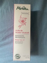 Melvita rose hip oil