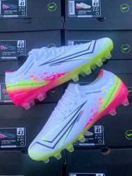 รองเท้าฟุตบอล WINGZ VORTEX PRO ตัวท๊อป