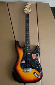 กีต้าร์ไฟฟ้า Fender Stratocaster ( พร้อมส่งในไทย )