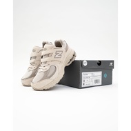 NEW BALANCE New Casual Shoes 2002R KIDSBalance - TIMBERWOLF